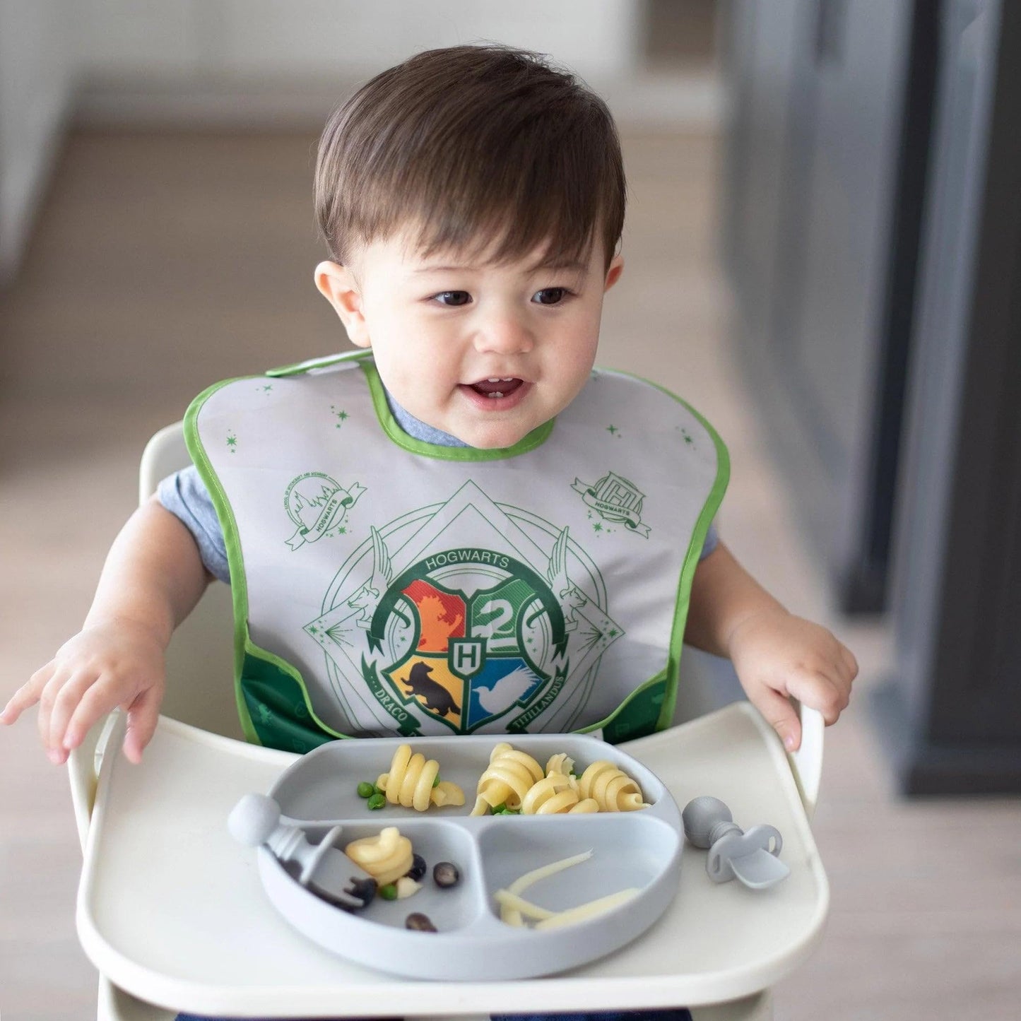 Bumkins Disney Bibs for Girl or Boy, SuperBib Baby and Toddler 6-24 Months, Essential Must Have for Eating, Feeding, Baby Led Weaning, Mess Saving Waterproof Soft Fabric, 3-pk Pooh Bear and Friends