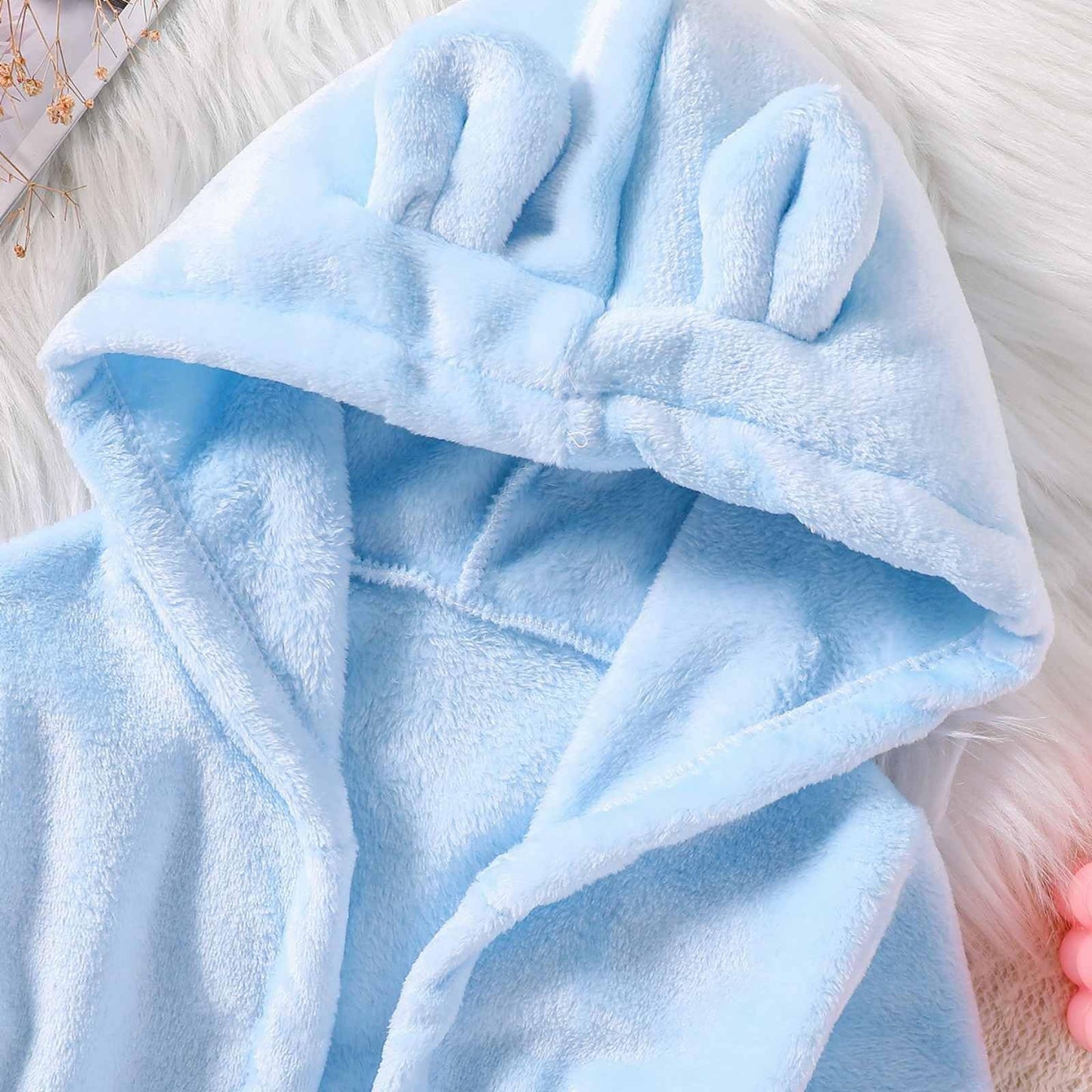 Toddler Unisex Baby R𝐨be Hooded Fleece Bathr𝐨be and Towel for Kids Boys Girls Plush Flannel Bathr𝐨be Warm Winter