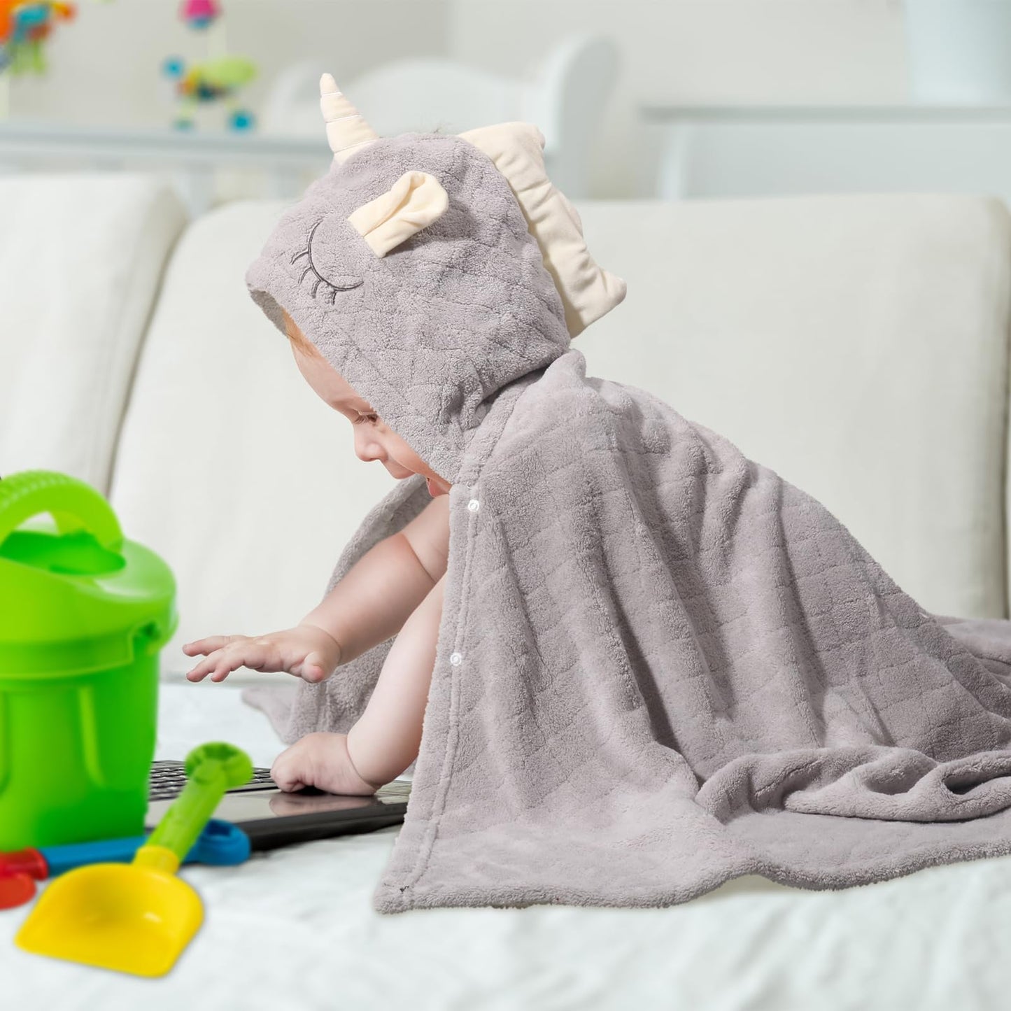 Hooded Baby Towels Boy for 0-6 Years, 50"x 32" Extra Large Toddler Bath Towels with Hood for Boys & Girls, 2-Pack Absorbent Thick Soft Gift for Kids Yellow Lion & Orange Monkey