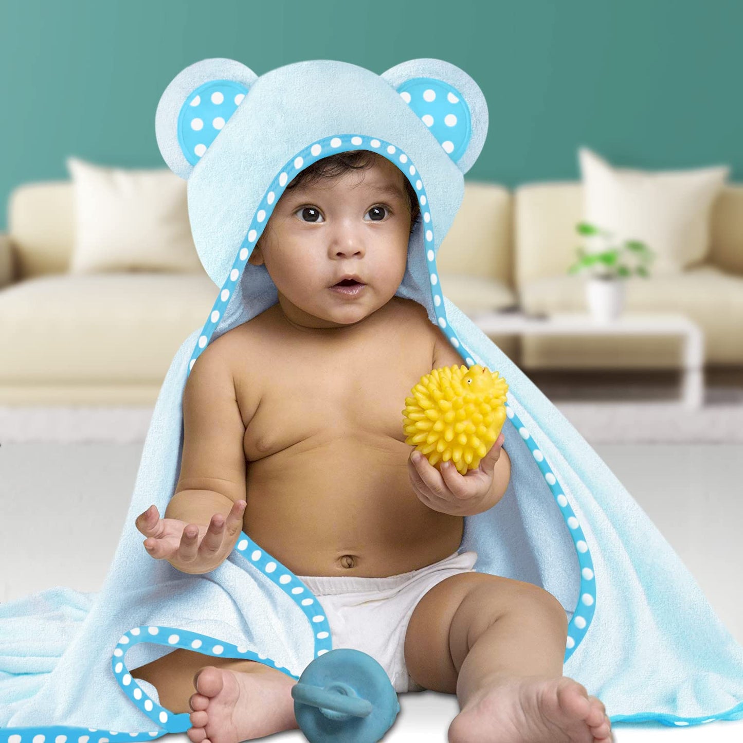 Set of 2 Hooded Baby Towels – White and Grey – Luxurious, Large and Super Absorbent – 30 x 30 Inch – Soft and Suitable for Infants, Toddlers and Kids – 400 GSM