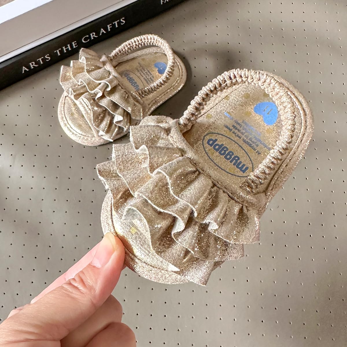 Ohwawadi Baby Boys Girls Sandals Soft Sole Summer Infant Wedding Dress Flat Shoes Beach Sandal Newborn Crib Shoes First Walkers