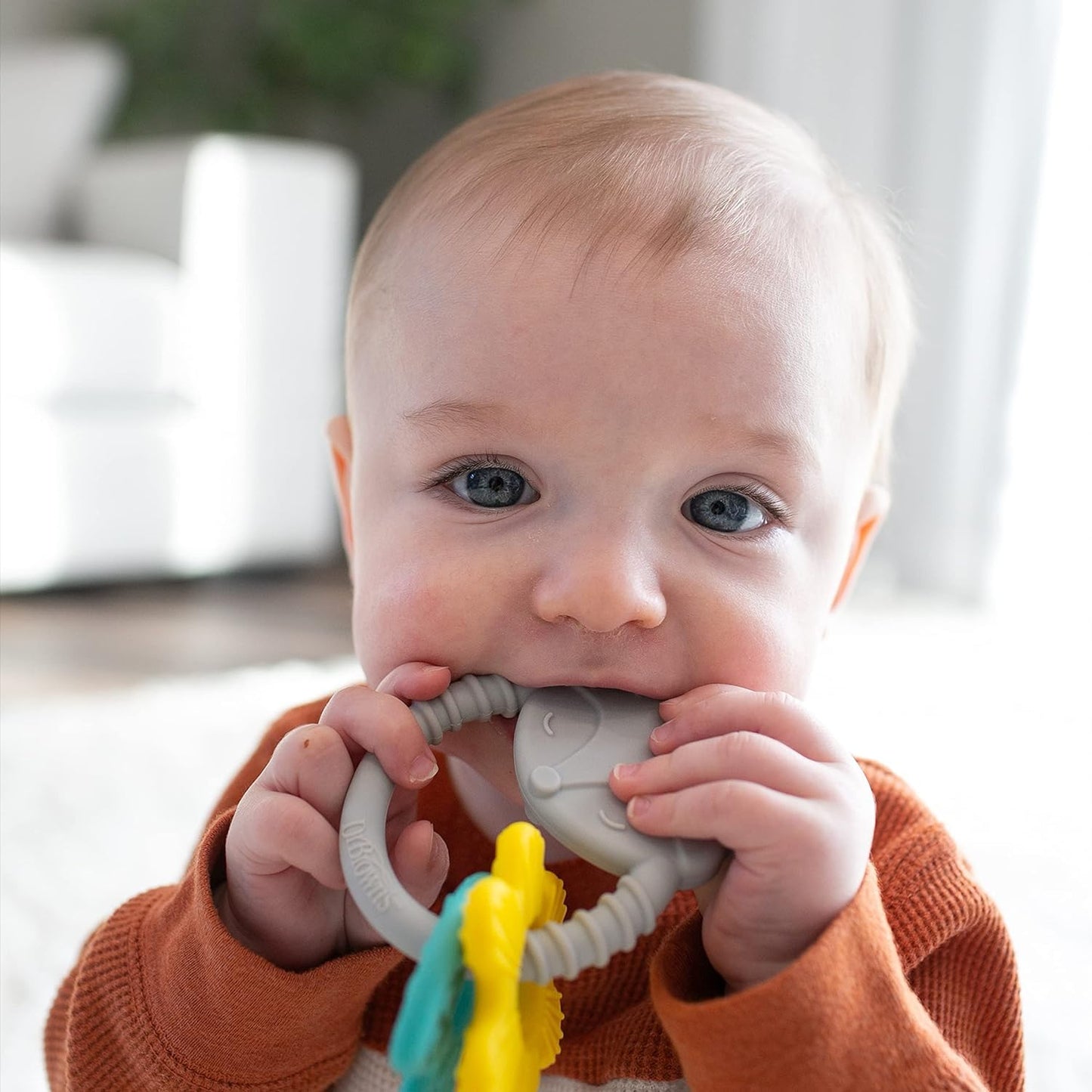 Dr. Brown's AquaCool Water-Filled Baby Teether, Cools & Massages Sore Gums, BPA Free, Pineapple and Apple, 2 Pack, 3m+