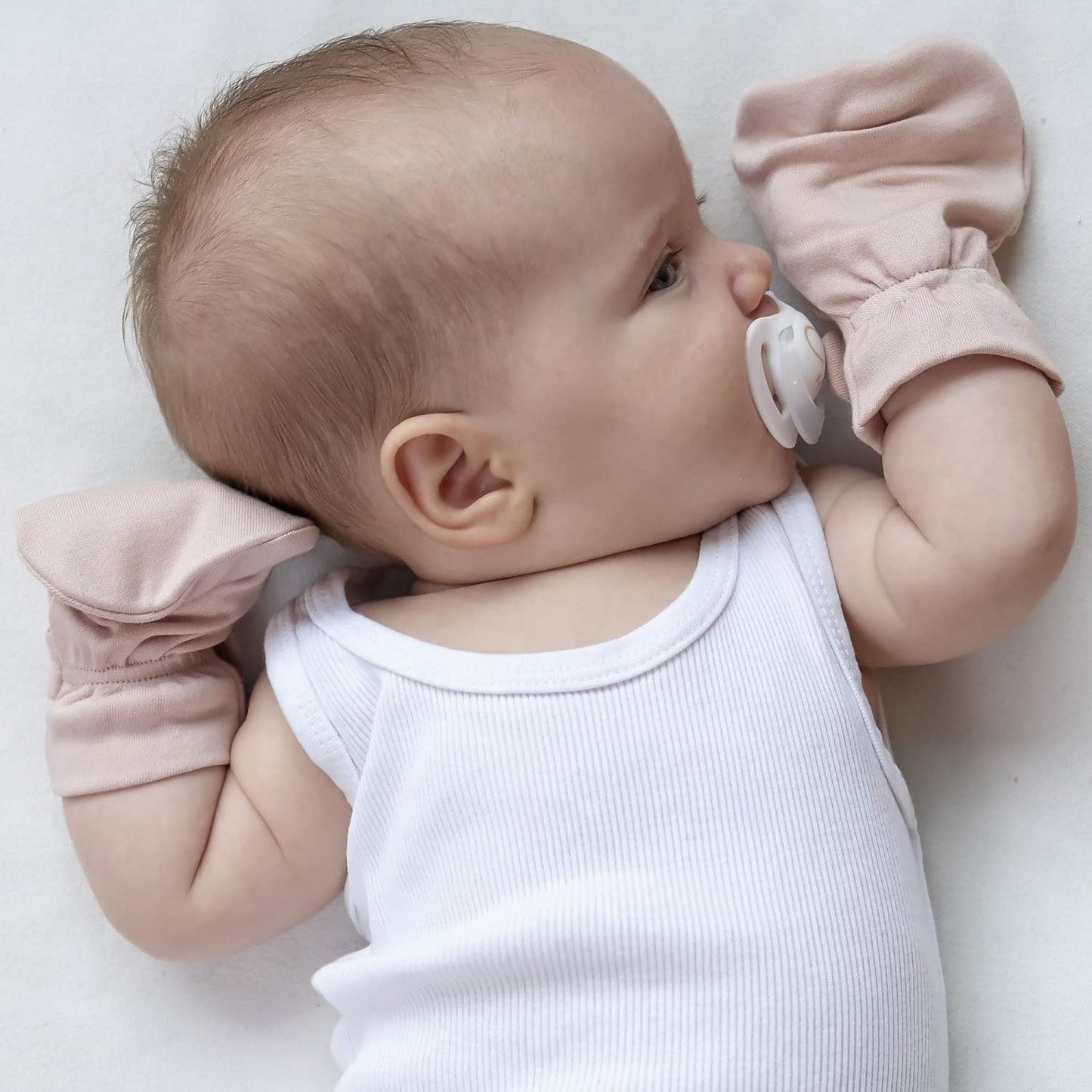 goumikids Viscose Made from Bamboo Cotton Anti-Scratch Soft Stay-On Mitts
