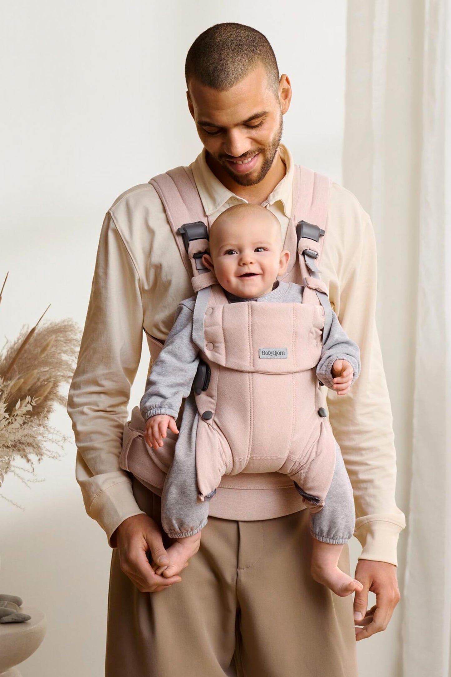 BabyBjörn Baby Carrier Harmony, Cream, 3D Mesh, 3-in-1 Ergonomic Baby Carrier; Newborn, Facing-in, Outward-Facing, and Back Carrying Positions Supported (7-40 lbs), Newborn to Toddler