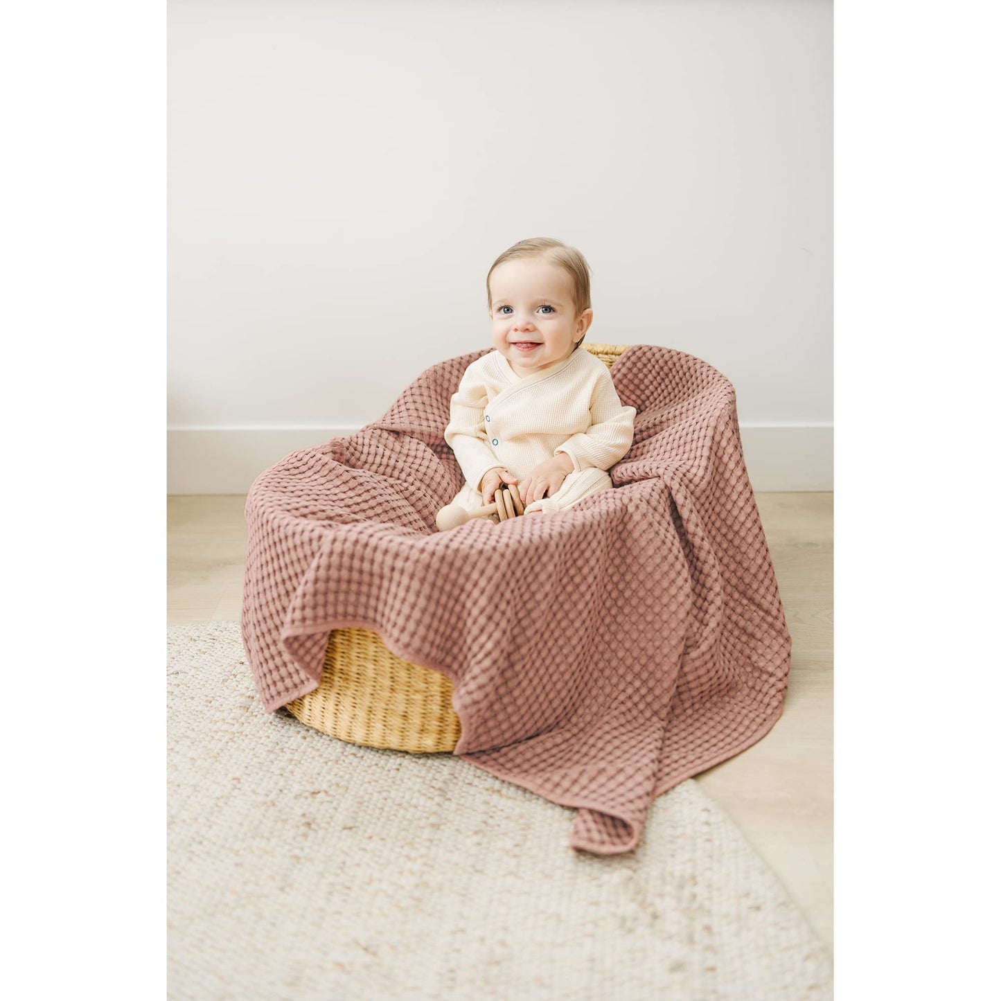 Konssy Waffle Baby Blanket - Soft & Cozy Nursery Swaddle Blanket, Lightweight Toddler Throw for Boys & Girls, Ideal for Wrapping (Oat)