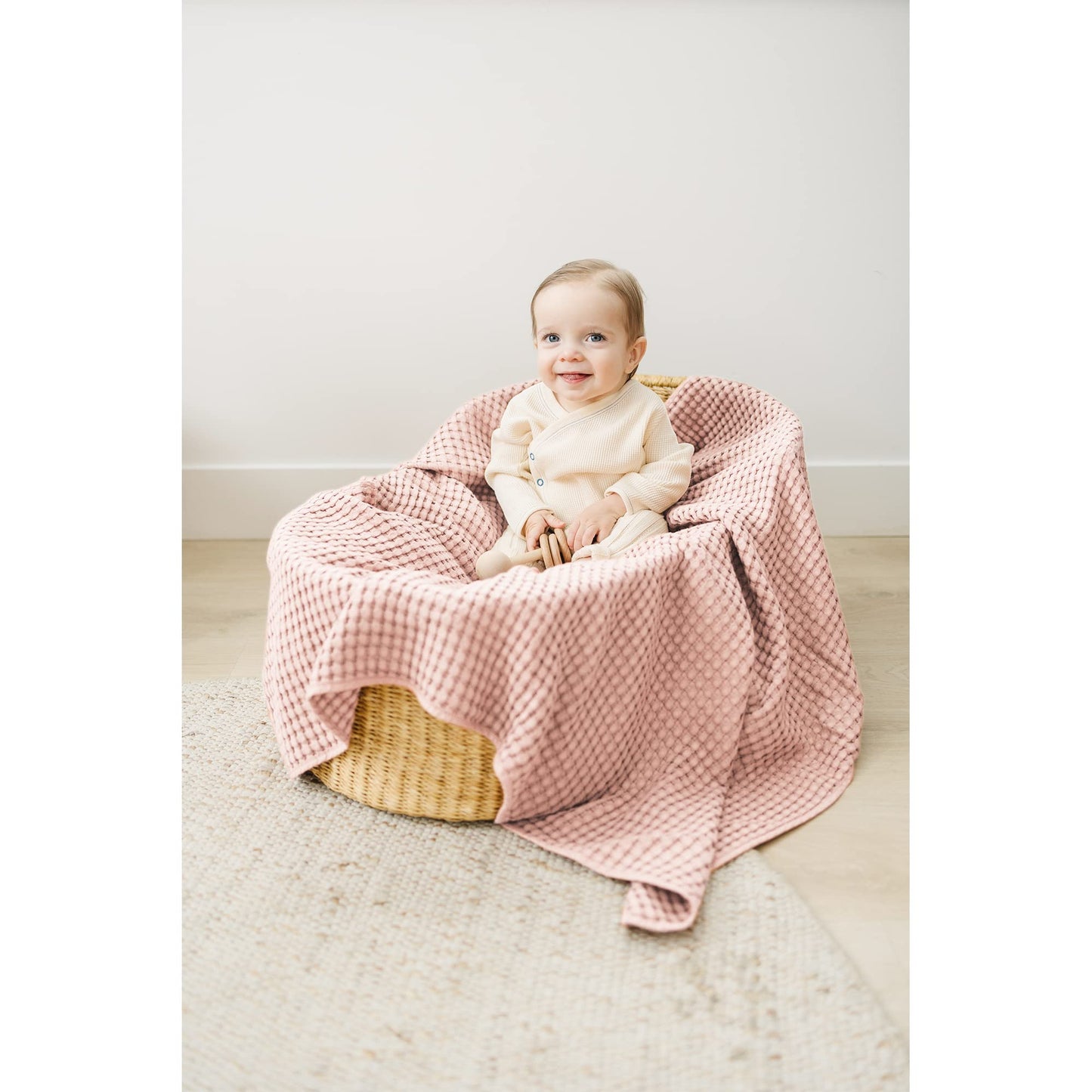 Konssy Waffle Baby Blanket - Soft & Cozy Nursery Swaddle Blanket, Lightweight Toddler Throw for Boys & Girls, Ideal for Wrapping (Oat)