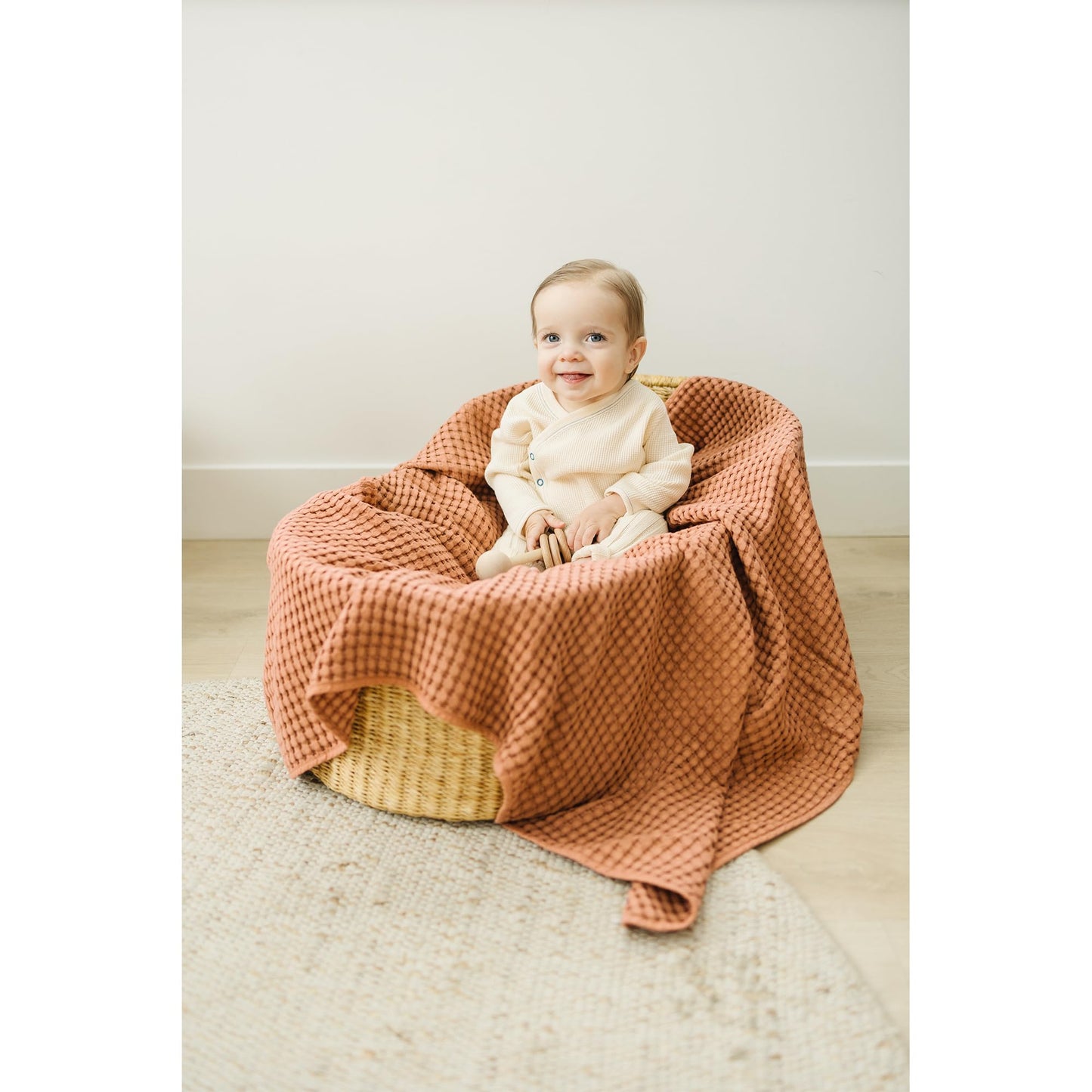 Konssy Waffle Baby Blanket - Soft & Cozy Nursery Swaddle Blanket, Lightweight Toddler Throw for Boys & Girls, Ideal for Wrapping (Oat)