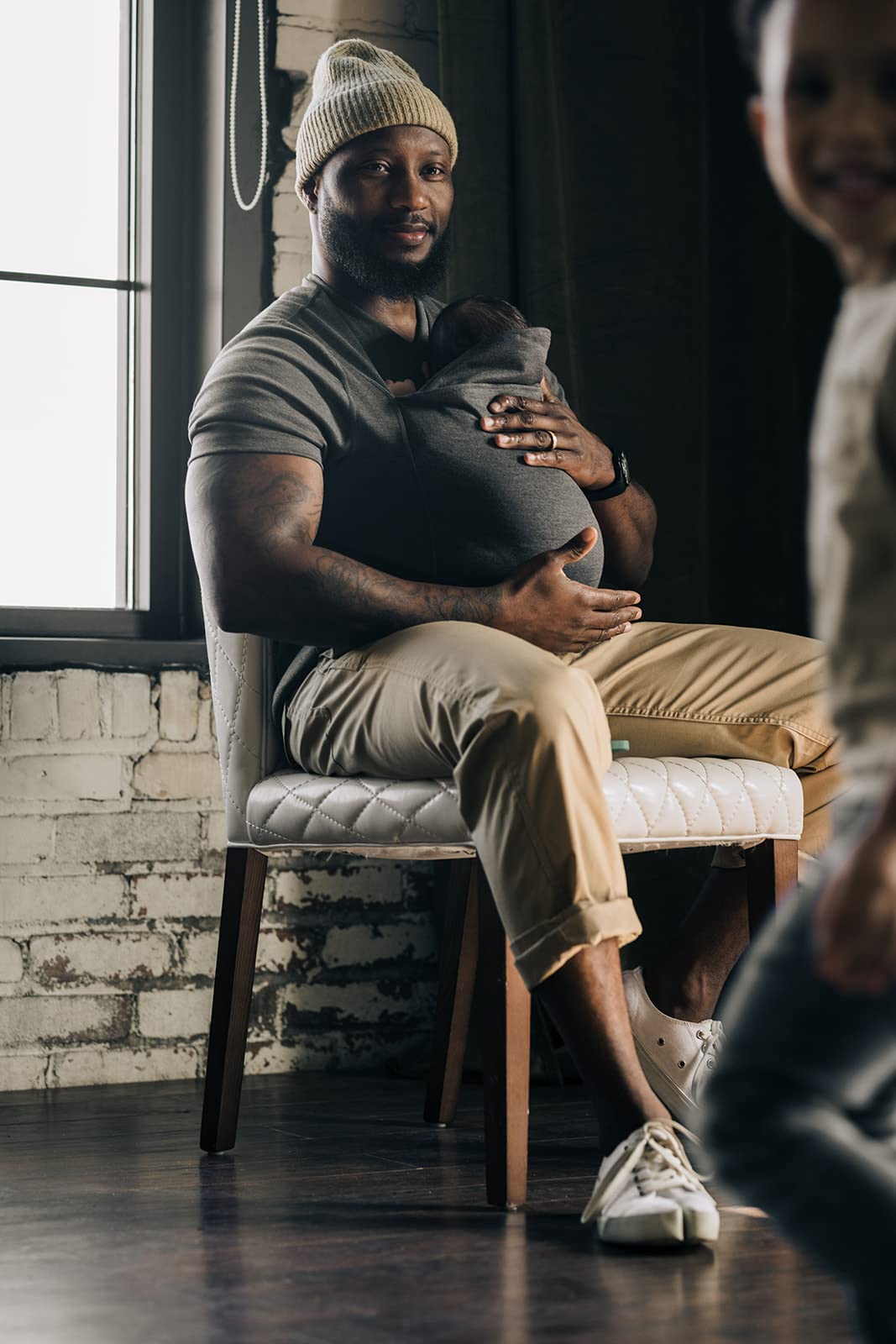 Lalabu The Dad Shirt | Hands-Free Baby Carrier for Dad with Kangaroo Pouch | Engineered for Bonding, Safety, & Comfort for Newborns Up to 15 Lbs. | CPSC Approved