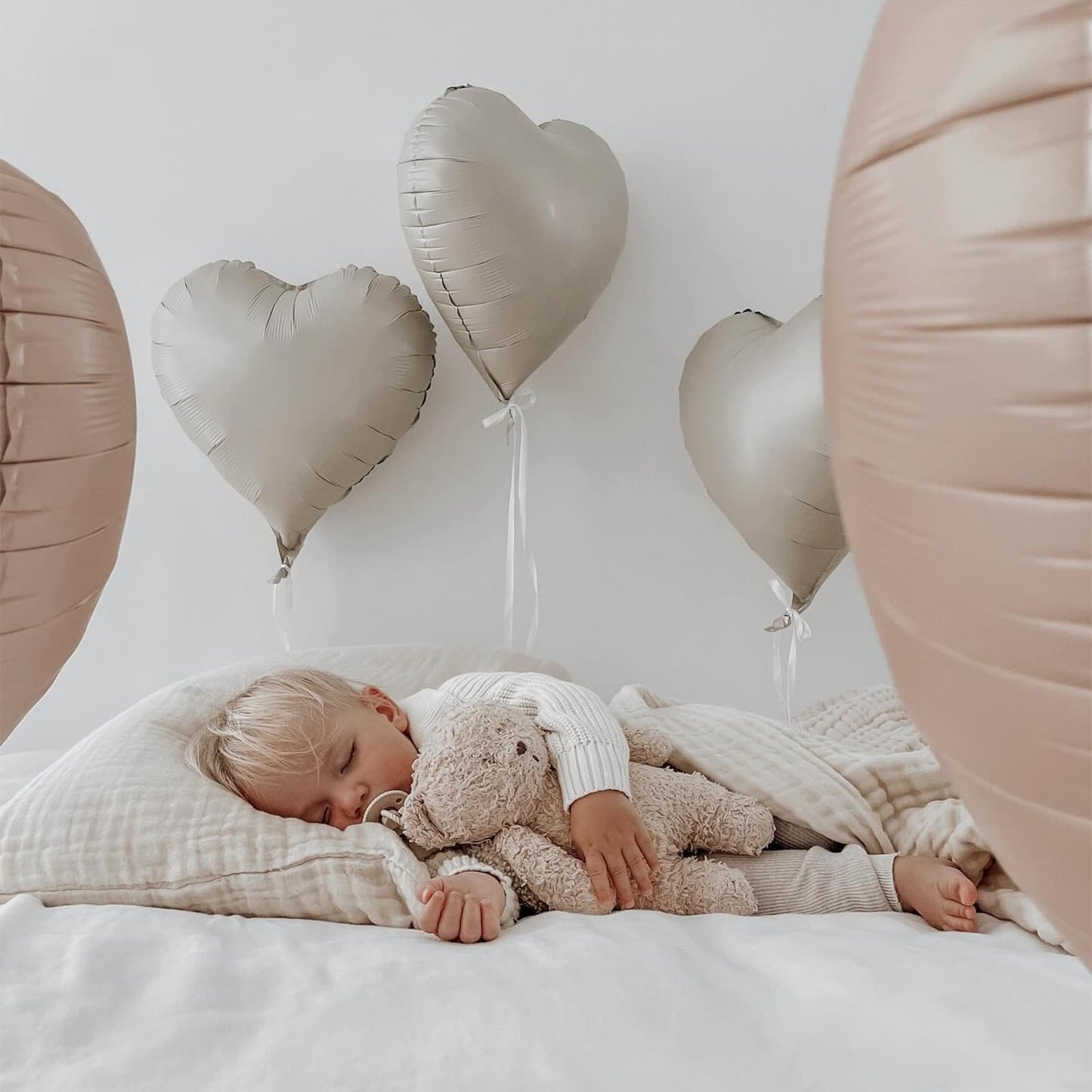 Sage Green Gold Heart Balloons,12Pcs Light Gold Heart Shaped Foil Balloons,18Inch Cream White Helium Mylar Balloon for Baby Shower Birthday Anniversary Wedding Party Decorations