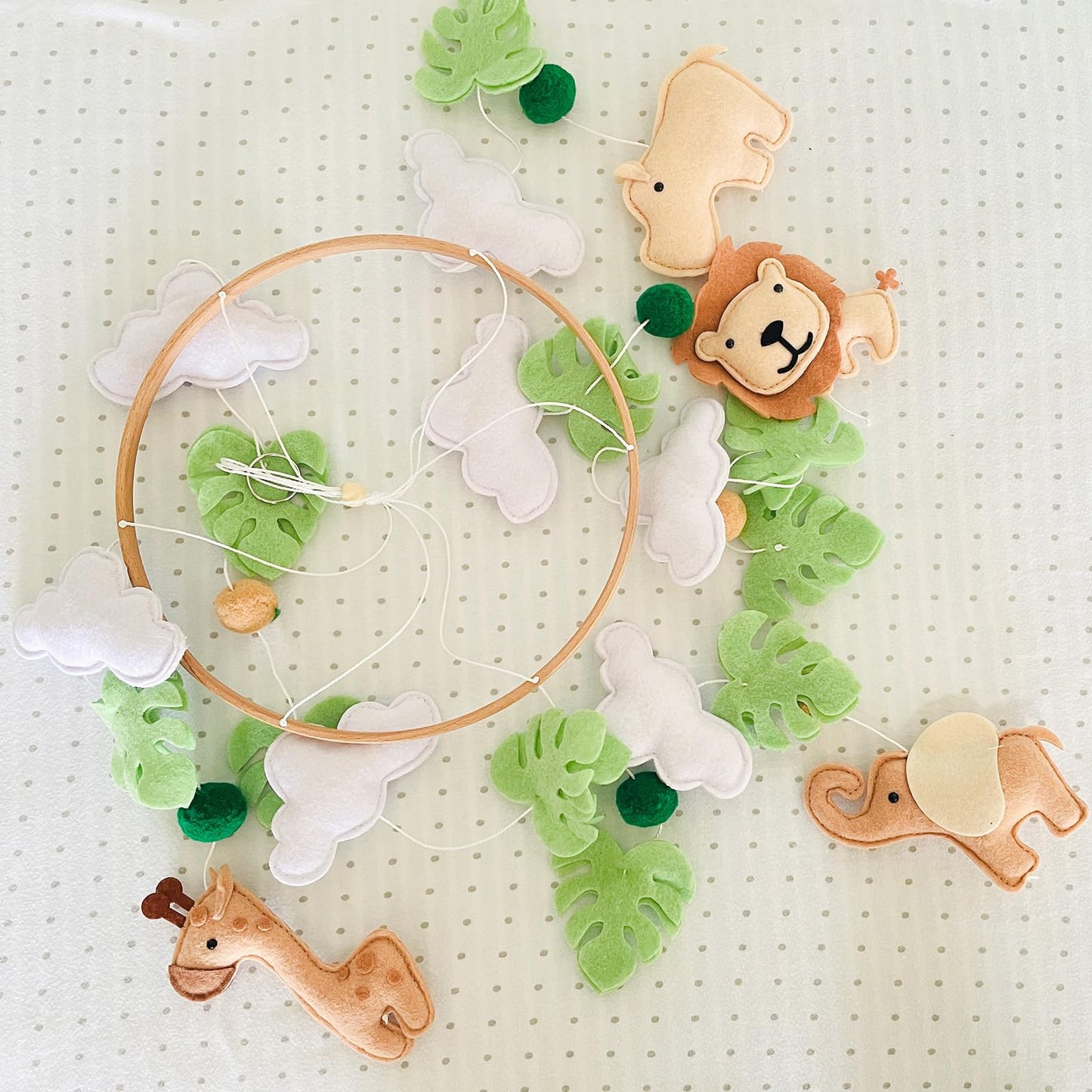 Safari Baby Mobile, Jungle Mobile for Crib, Crib Mobile for Boys and Girls, Nursery Mobile for Bassinet, Pack and Play,Lion Elephant Giraffe Hippopotamus Mobile