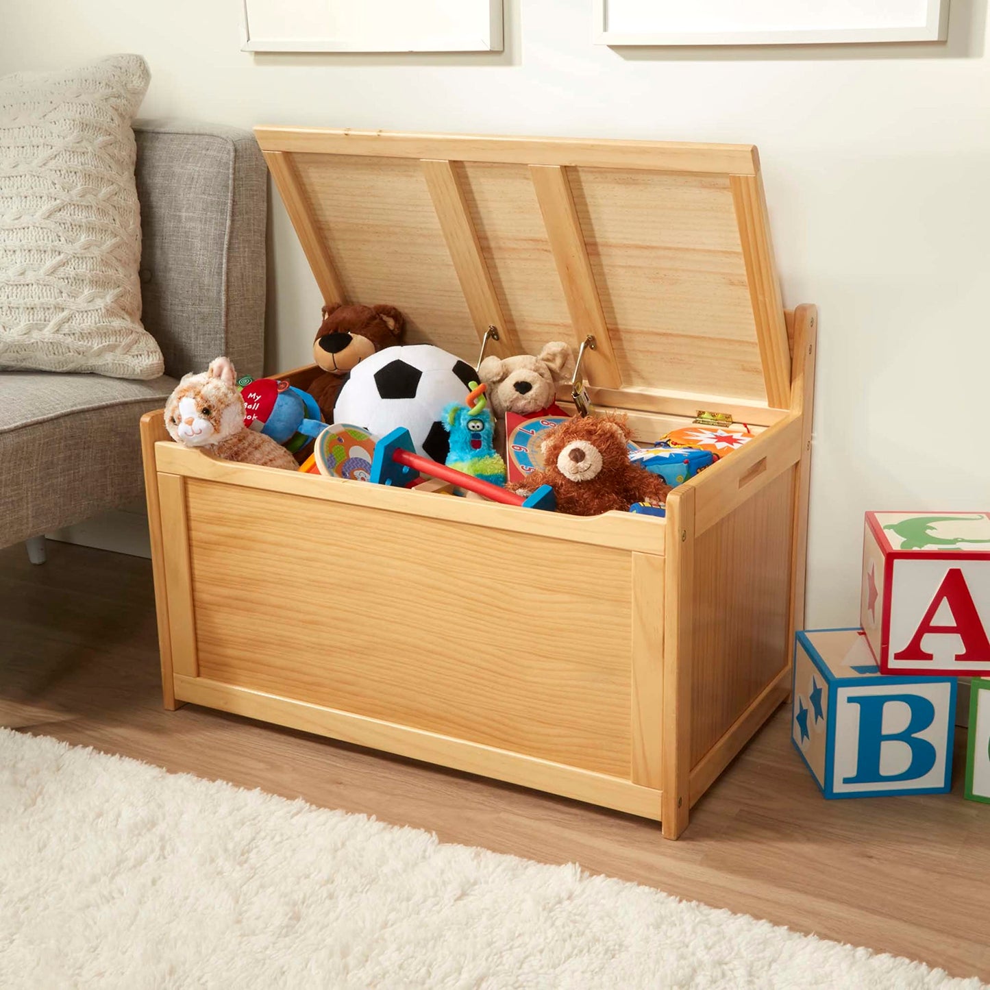 Melissa & Doug Wooden Toy Chest - White Furniture for Playroom - Kids Toy Box, Wooden Storage Organizer, Children's Furniture