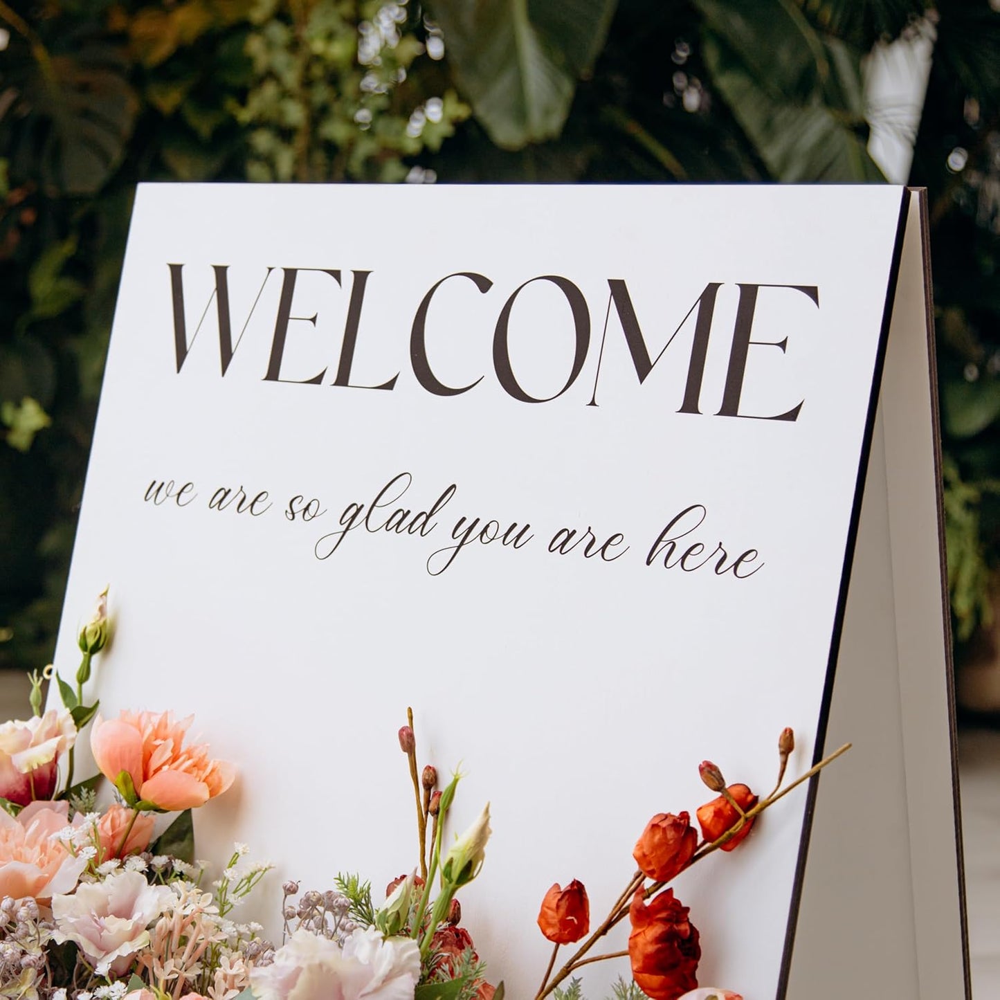 Personalized Event Welcome Sign | Personalized Wedding Welcome Sign with Flower Box – Custom Wooden Sign for Wedding, Baby or Bridal Shower, Rustic Floral Welcome Decor | Wooden Wedding Welcome Sign