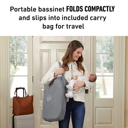 Graco On The Go Zip Pack ‘n Play Playard, Folding Playpen with Bassinet, Portable Crib, Reeves