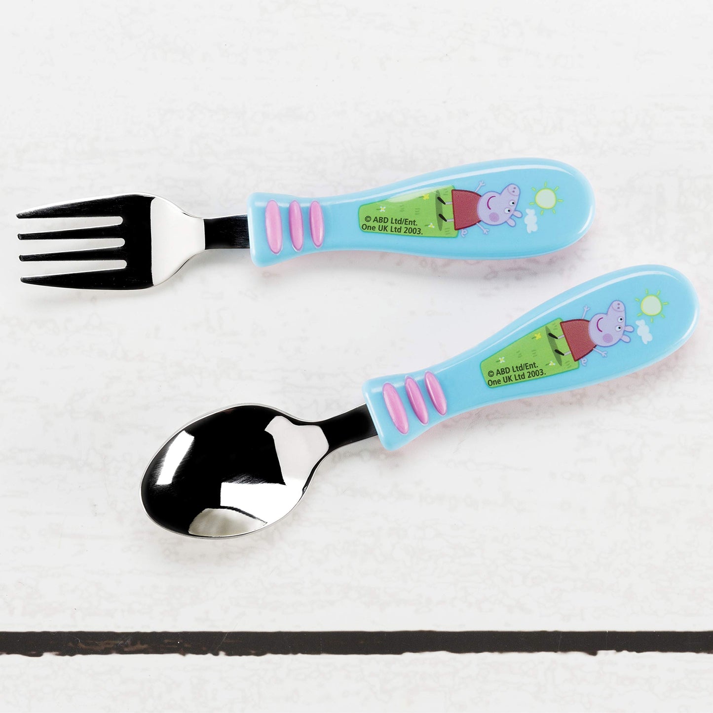 Zak Designs 5-Piece Dinnerware Set, Baby Shark - Durable Plastic & Stainless Steel - Includes Water Bottle, 8-Inch Plate, 6-Inch Bowl, Fork & Spoon - Suitable for Kids Ages 3+