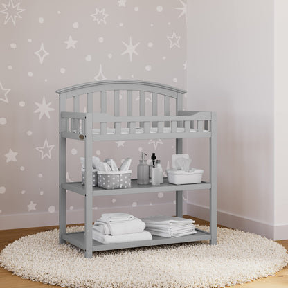 Graco Changing Table with Water-Resistant Changing Pad (White) – GREENGUARD Gold Certified, Multi Storage Nursery Changing Table for Infants and Babies