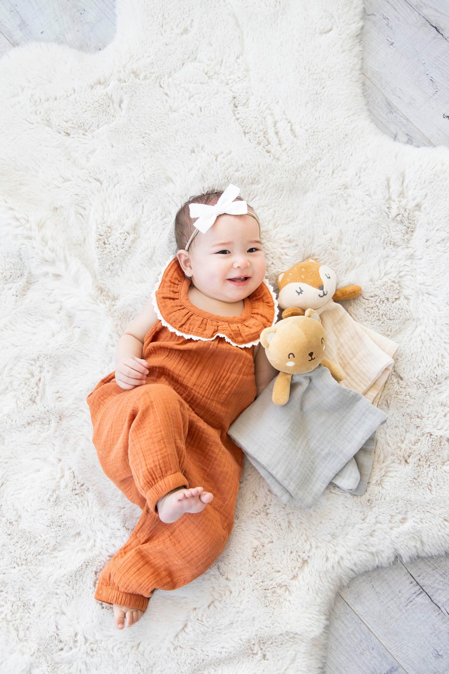 Pearhead Cloud Security Blanket, Soft Baby Lovey for Babies, Snuggle Toy Stuffed Animal, Newborn Infant and Toddler Security Toy, Baby Boy or Baby Girl Lovie, New Baby Gift, White Cloud Lovey