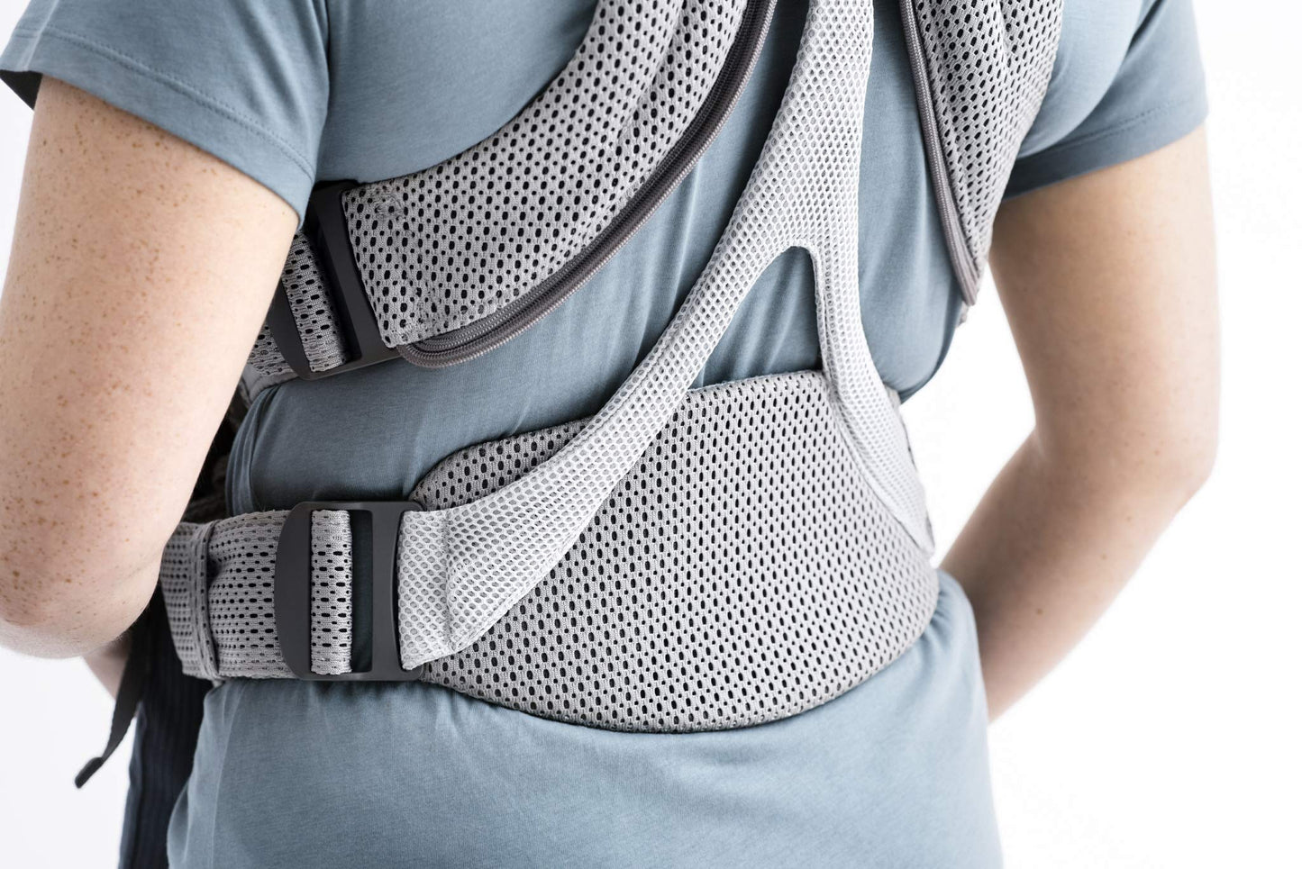 BabyBjörn Baby Carrier Free, 3D Mesh, Dusty Pink