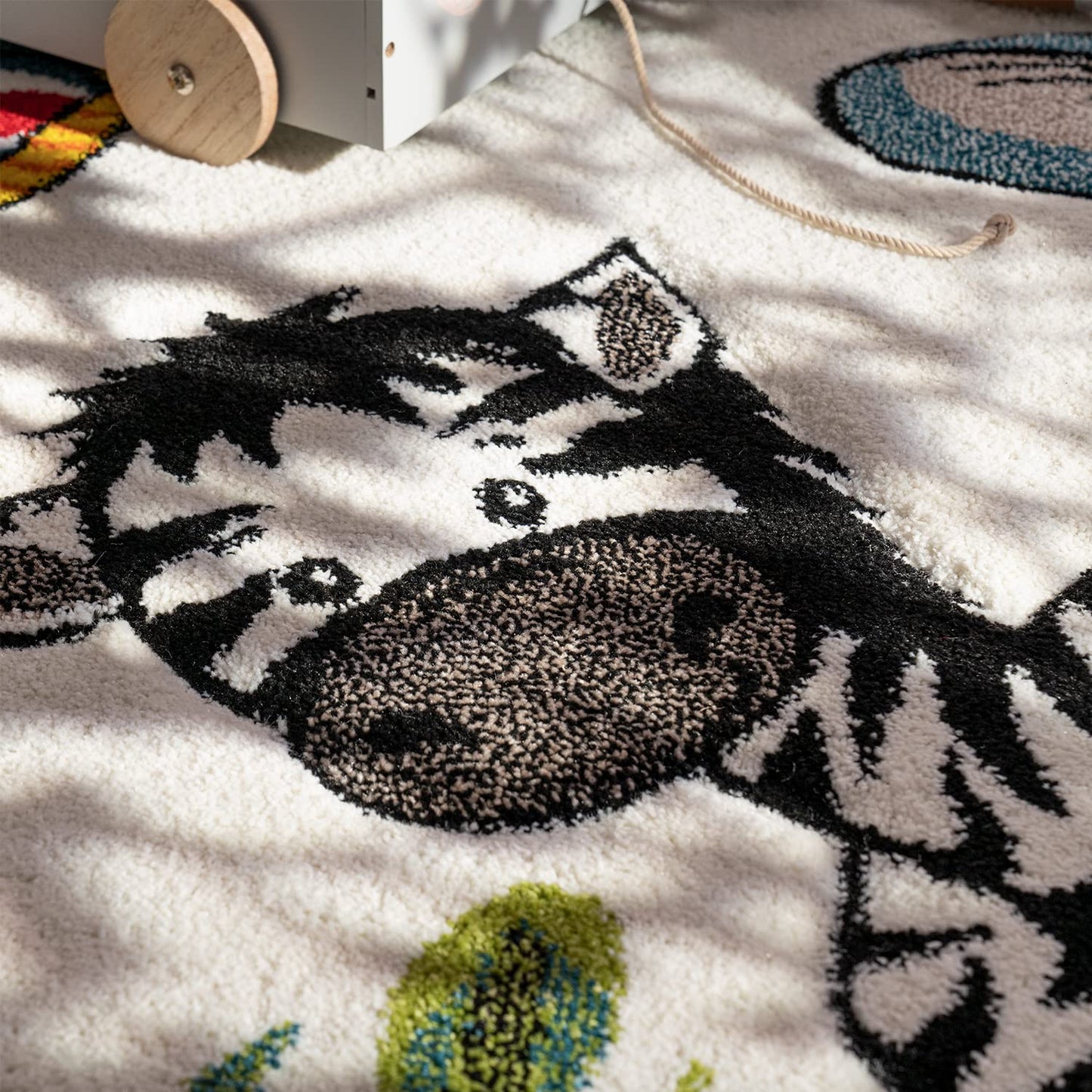 Paco Home Nursery Rug for Kids - Jungle Animals Giraffe Lion Monkey in Beige, Size:5'3" x 7'7"