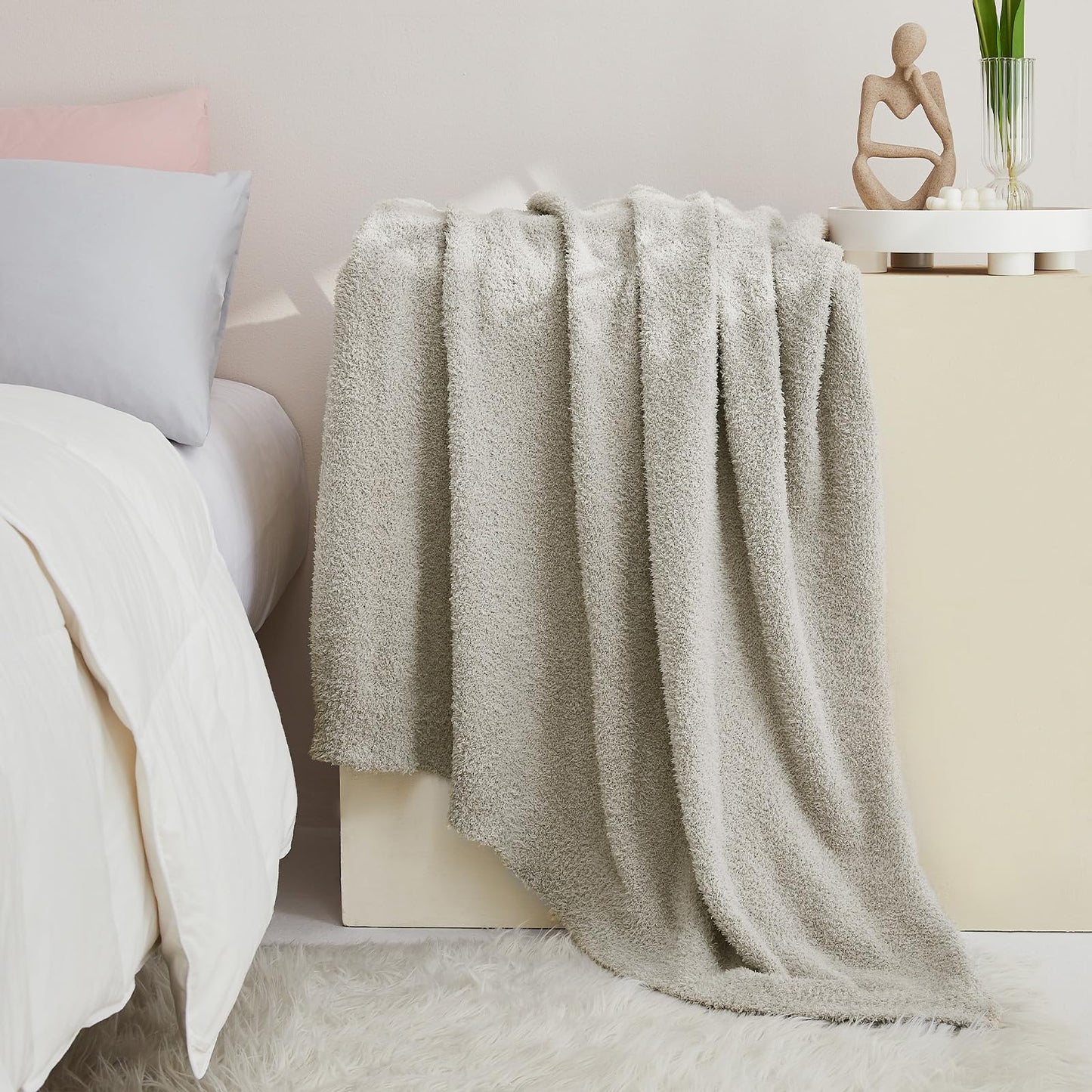 CYMULA Kids Blanket for Boys Girls 30x40 inches, Soft Cozy Fuzzy Swaddle Throw Blanket for Crib Stroller, White
