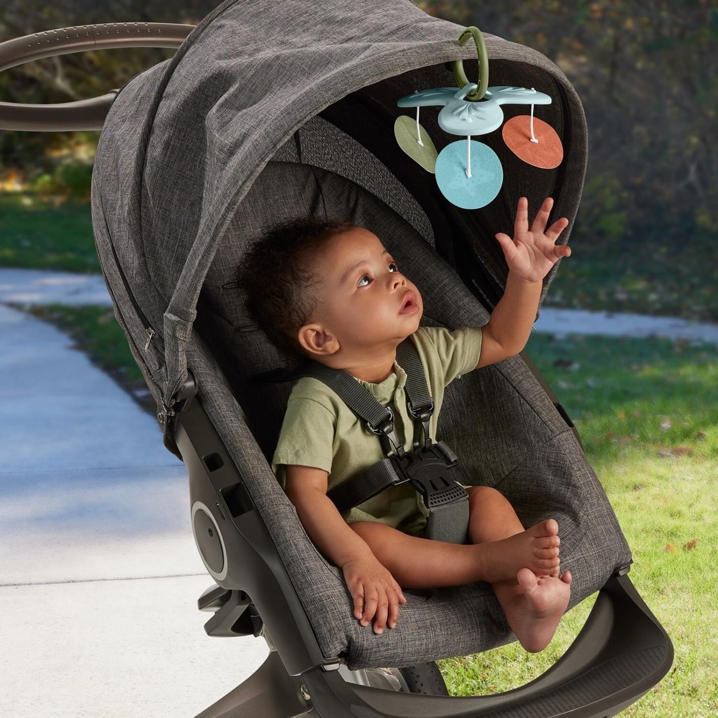 Fisher-Price Baby Playmat Rainforest Music & Lights Deluxe Gym with 10+ Activities & Toys for Developmental Play for Newborns Ages 0+ Months