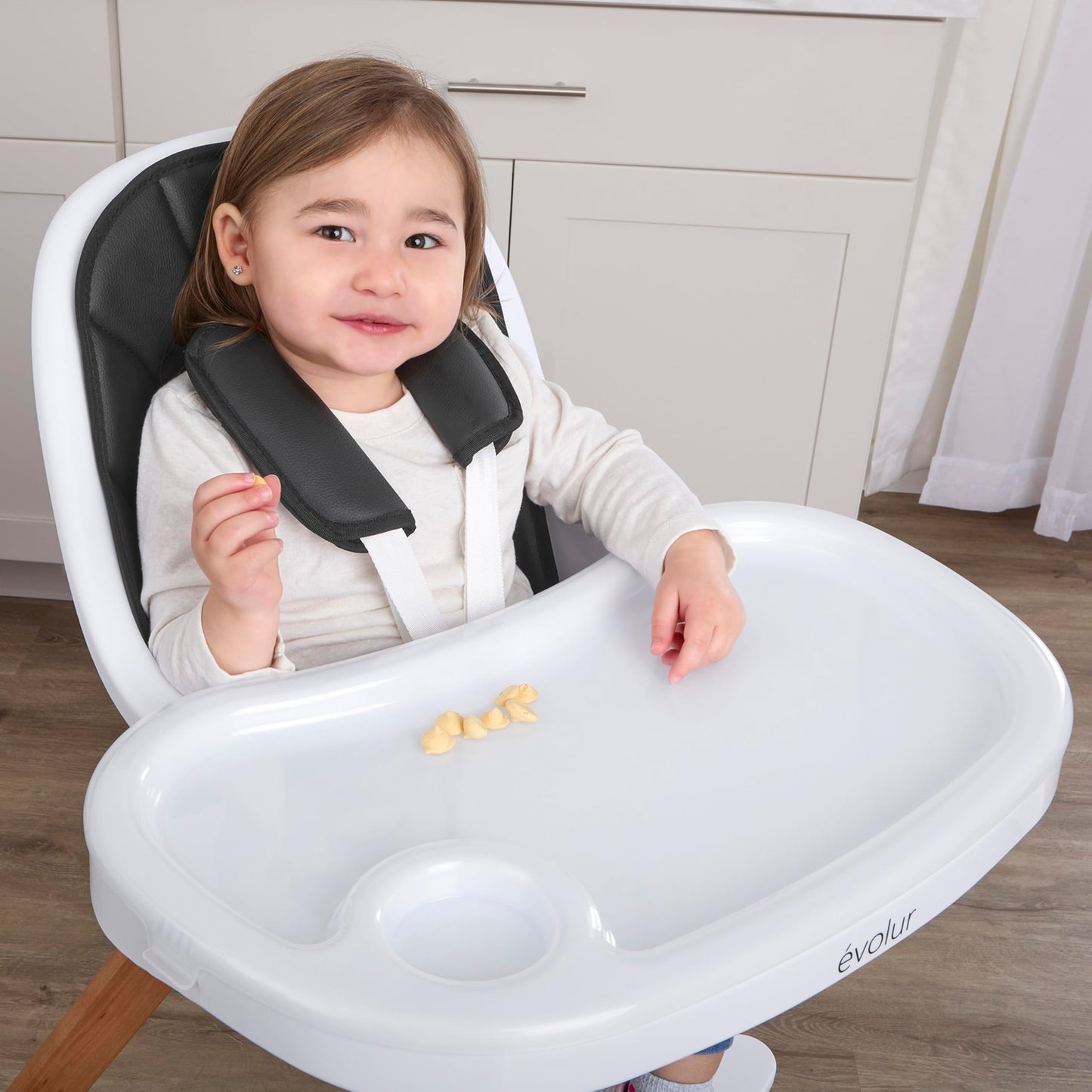 Evolur Zoodle 2 in 1 Convertible Baby High Chair in Light Gray