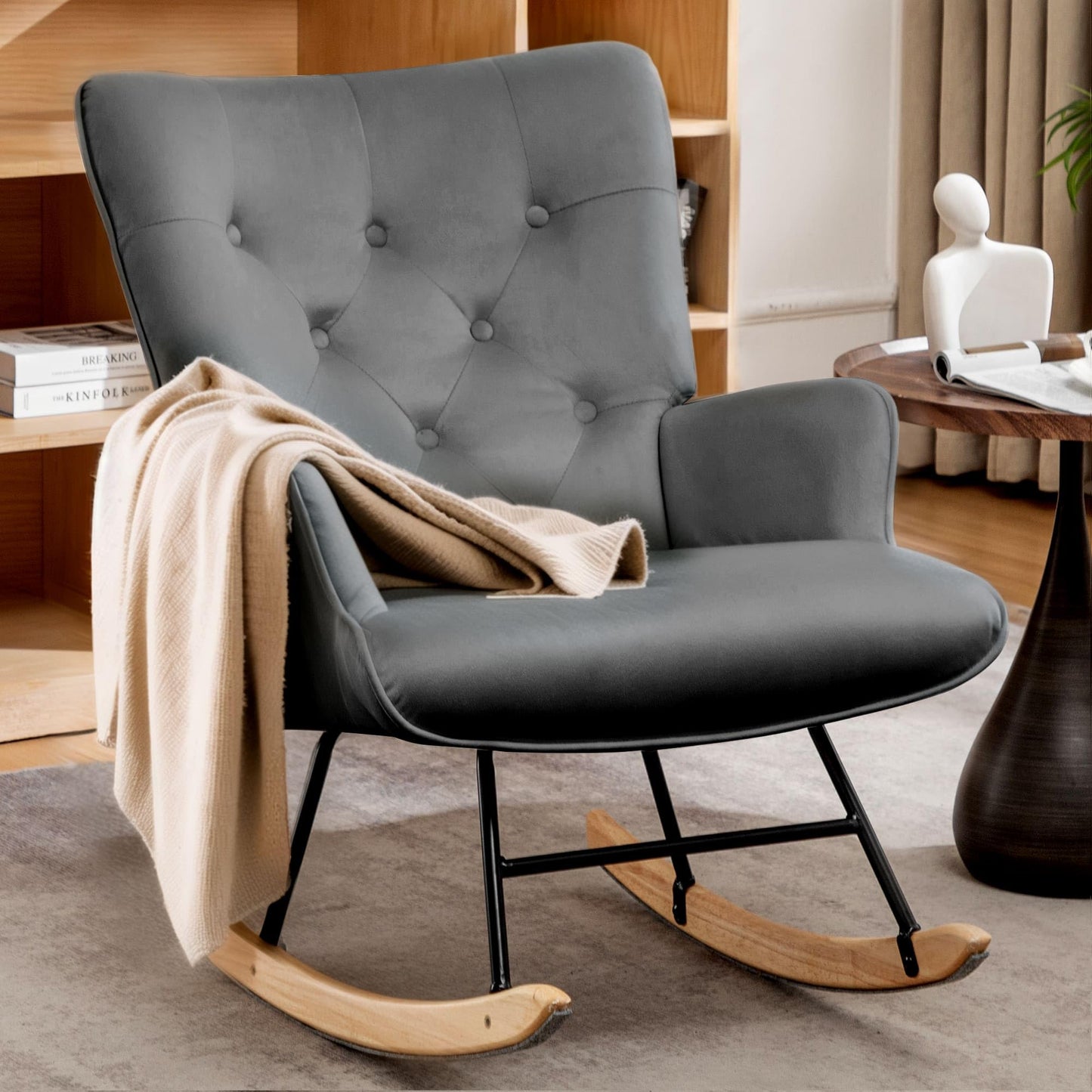 Rocking Chair for Nursery, Comfy Velvet Fabric Glider Rocker, Reading Chair with Support Seating and Side Pockets, Rocking Recliner Chair for Living Room, Bedroom, Balcony, Creamy Beige