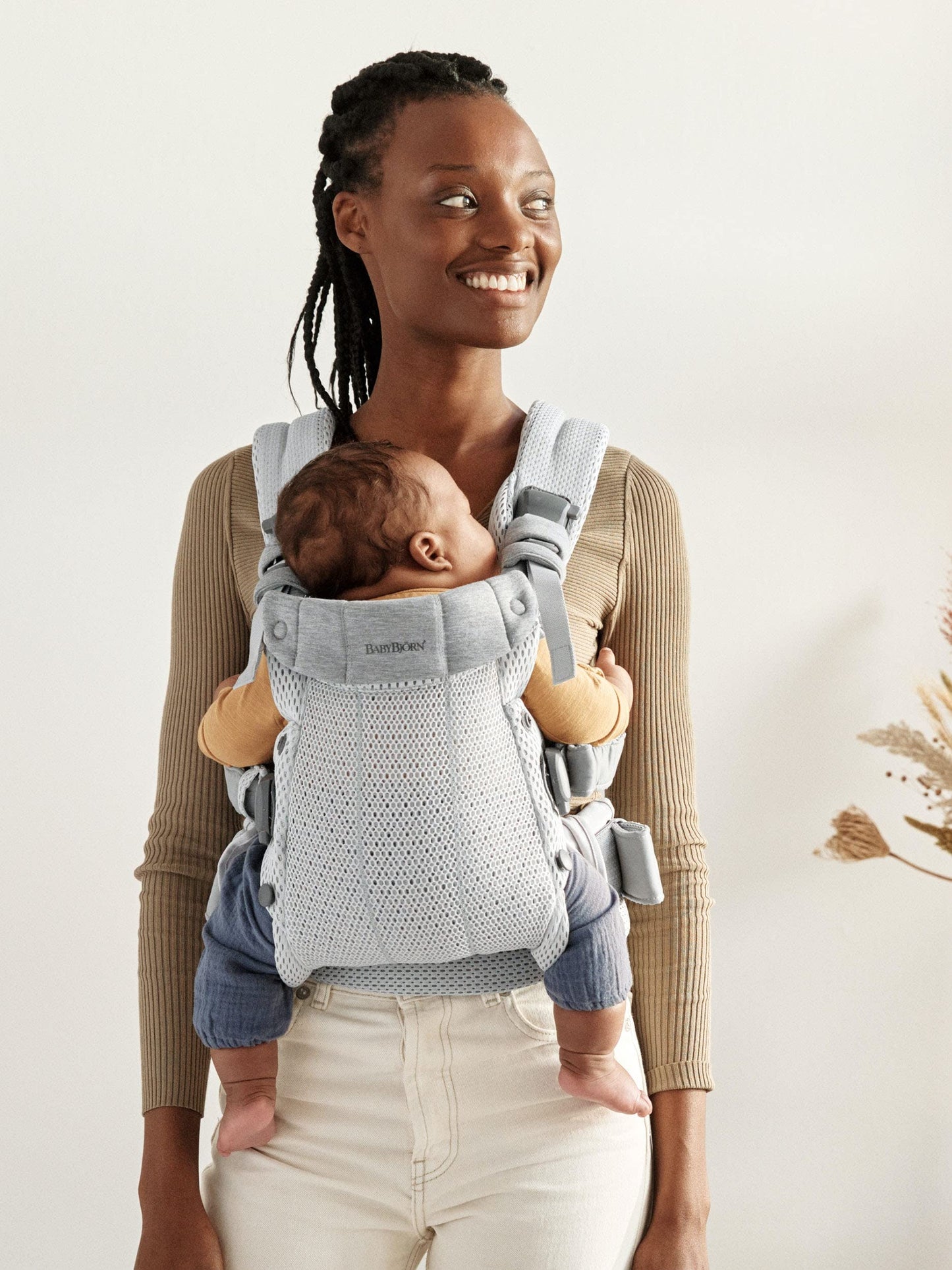 BabyBjörn Baby Carrier Harmony, Cream, 3D Mesh, 3-in-1 Ergonomic Baby Carrier; Newborn, Facing-in, Outward-Facing, and Back Carrying Positions Supported (7-40 lbs), Newborn to Toddler