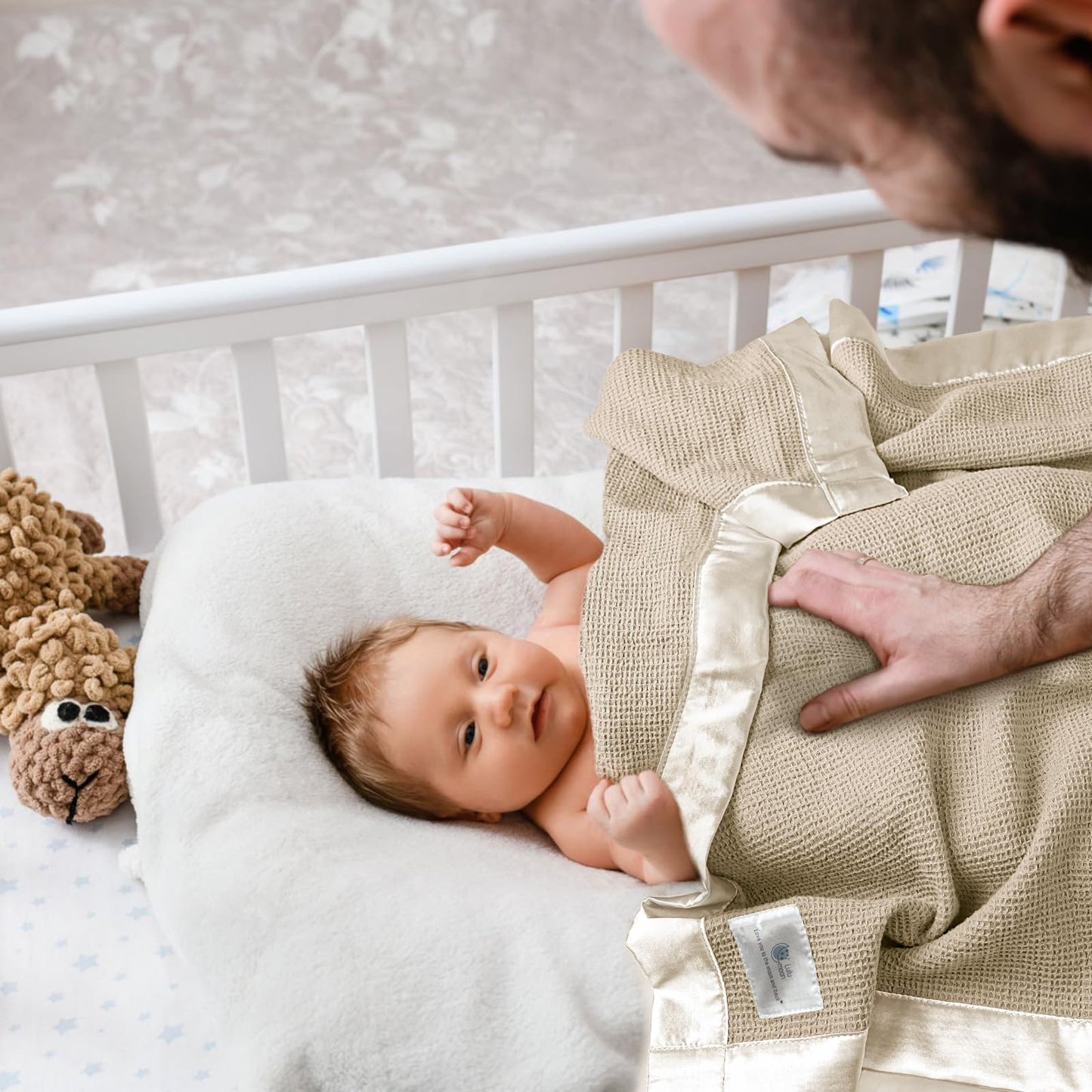 Swaddle Baby Blanket: Waffle Blanket with Satin Strim - Soft Breathable Toddler Blanket for Nursing Cover - Cotton Crib Blanket for Naptime（Cream）