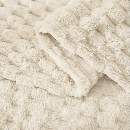 HOMRITAR Baby Blanket for Boys or Girls 3D Jacquard Fluffy Fuzzy Soft Warm Cozy Flannel Fleece Warm Blanket for Nursery, Stroller Toddler Bedding (30 x 40 Inch, Blue)