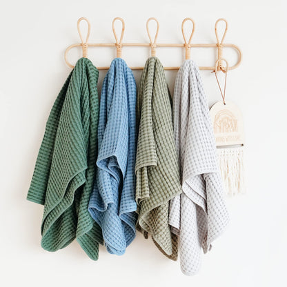 Konssy Waffle Baby Blanket - Soft & Cozy Nursery Swaddle Blanket, Lightweight Toddler Throw for Boys & Girls, Ideal for Wrapping (Oat)