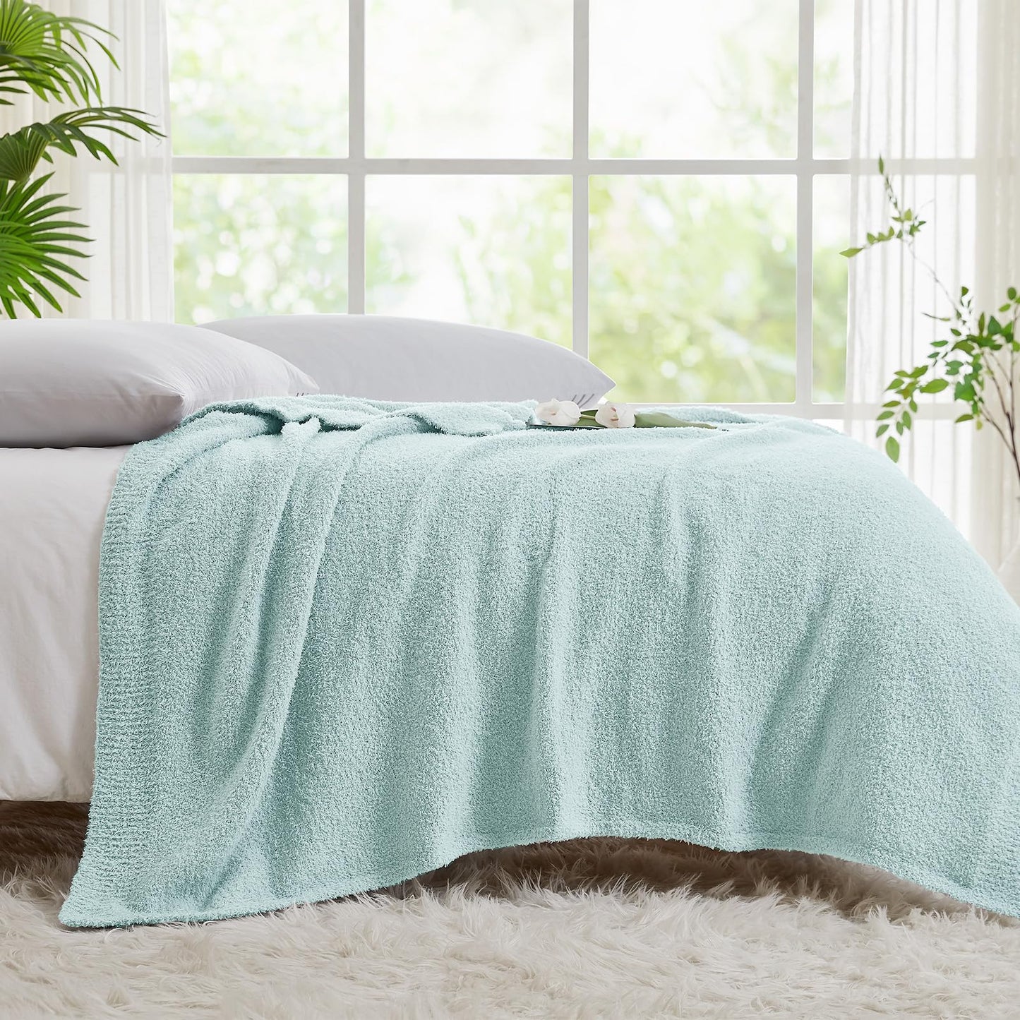 CYMULA Kids Blanket for Boys Girls 30x40 inches, Soft Cozy Fuzzy Swaddle Throw Blanket for Crib Stroller, White