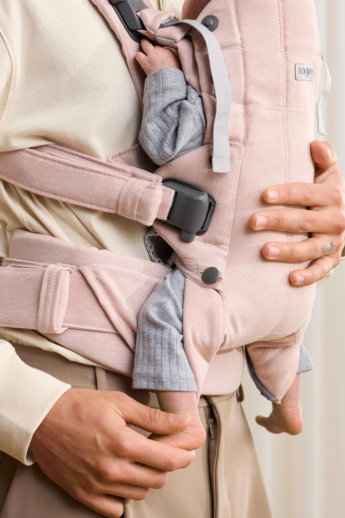 BabyBjörn Baby Carrier Harmony, Cream, 3D Mesh, 3-in-1 Ergonomic Baby Carrier; Newborn, Facing-in, Outward-Facing, and Back Carrying Positions Supported (7-40 lbs), Newborn to Toddler