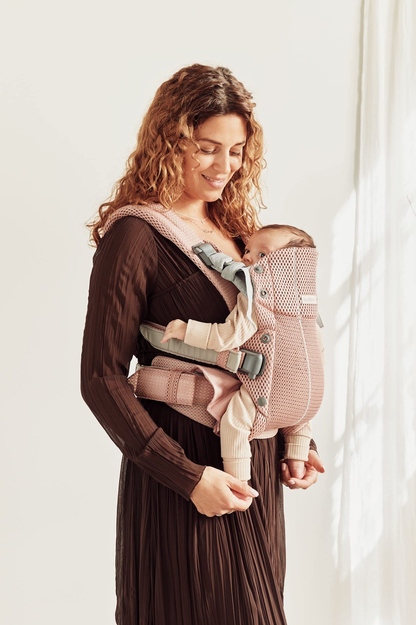 BabyBjörn Baby Carrier Harmony, Cream, 3D Mesh, 3-in-1 Ergonomic Baby Carrier; Newborn, Facing-in, Outward-Facing, and Back Carrying Positions Supported (7-40 lbs), Newborn to Toddler