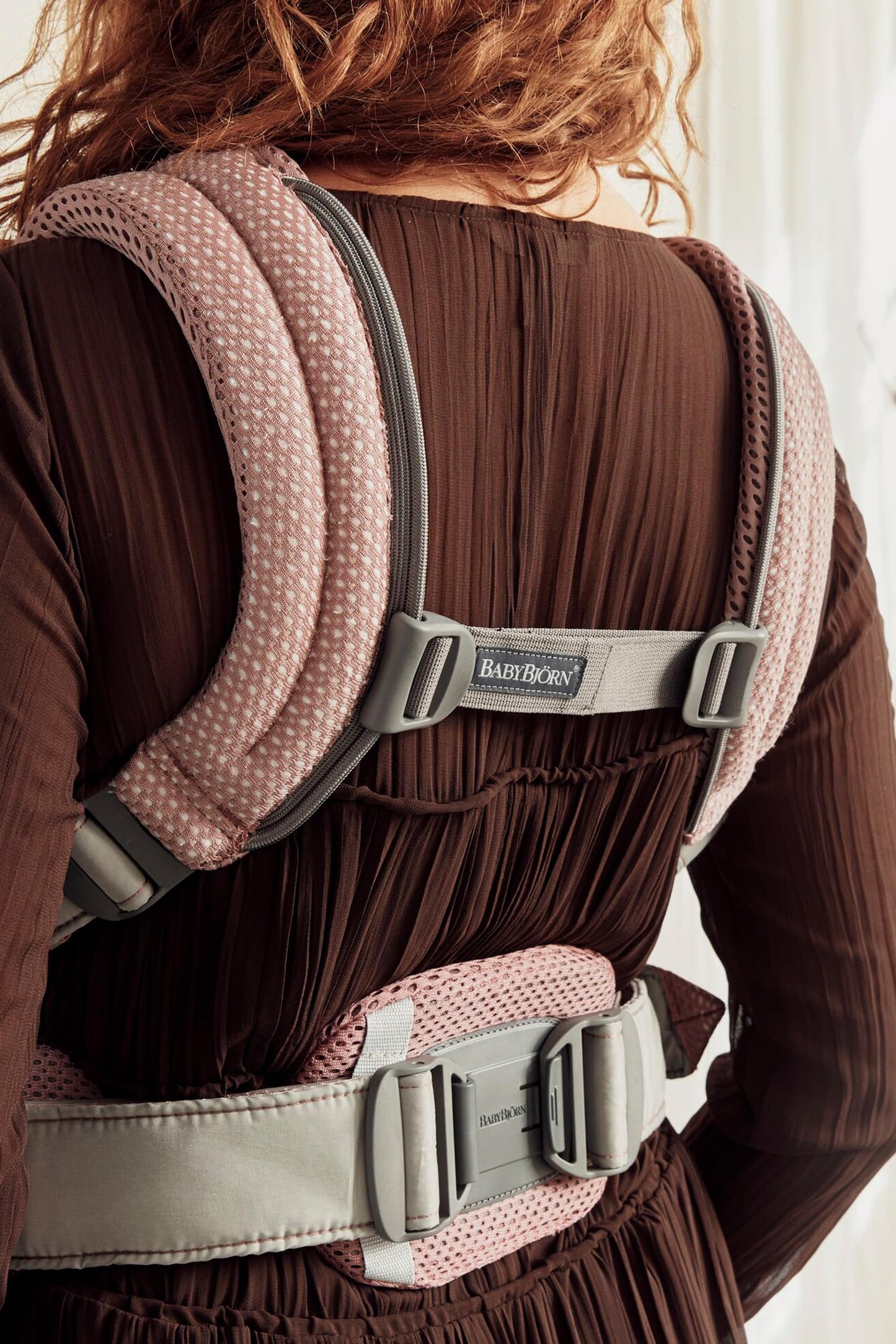 BabyBjörn Baby Carrier Harmony, Cream, 3D Mesh, 3-in-1 Ergonomic Baby Carrier; Newborn, Facing-in, Outward-Facing, and Back Carrying Positions Supported (7-40 lbs), Newborn to Toddler