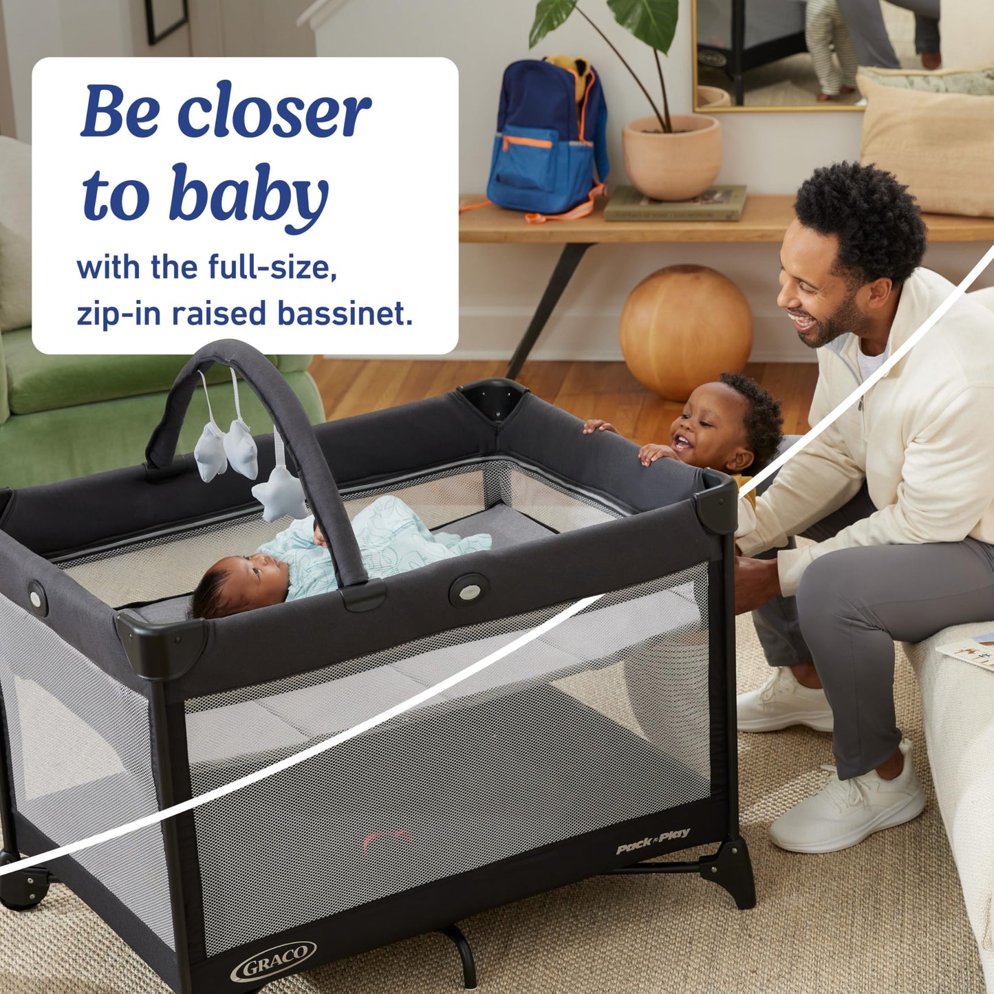 Graco On The Go Zip Pack ‘n Play Playard, Folding Playpen with Bassinet, Portable Crib, Reeves