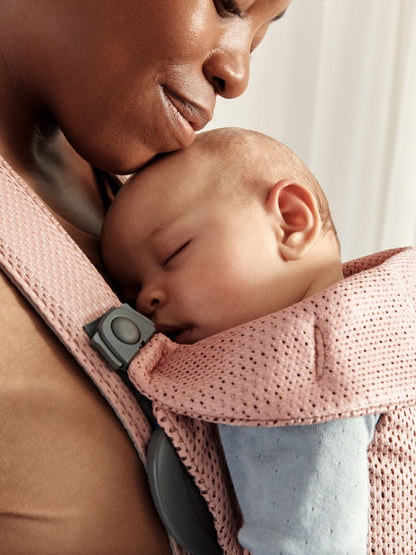BabyBjörn Baby Carrier Mini, 3D Jersey, Light Beige | Newborn Carrier (7-25 lbs), Ergonomic, Easy-to-Use
