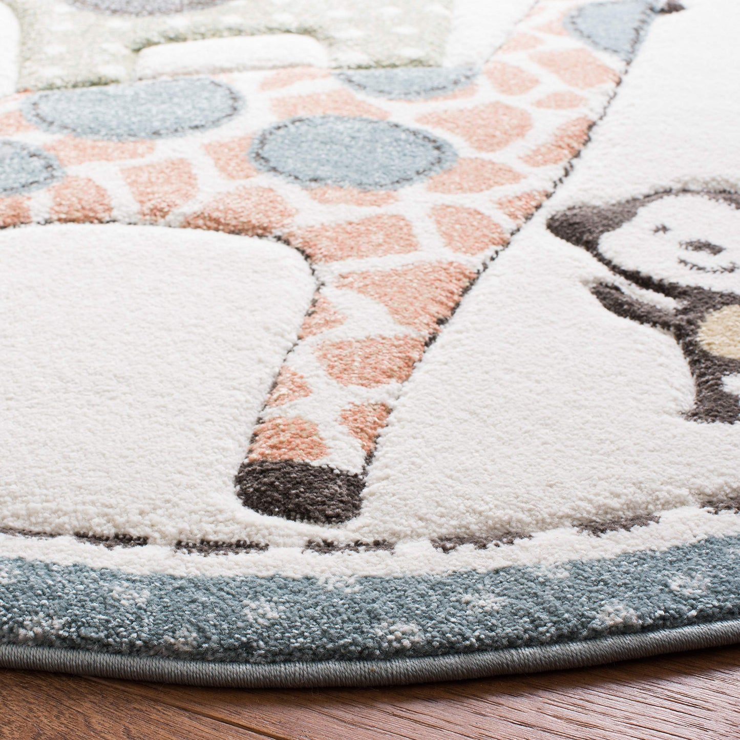 SAFAVIEH Carousel Kids Collection Accent Rug - 4' x 6', Ivory, Animal Design, Non-Shedding & Easy Care, Ideal for High Traffic Areas for Boys & Girls in Playroom, Nursery, Bedroom (CRK120A)