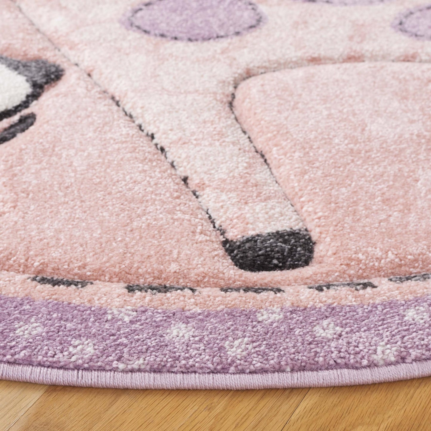 SAFAVIEH Carousel Kids Collection Accent Rug - 4' x 6', Ivory, Animal Design, Non-Shedding & Easy Care, Ideal for High Traffic Areas for Boys & Girls in Playroom, Nursery, Bedroom (CRK120A)