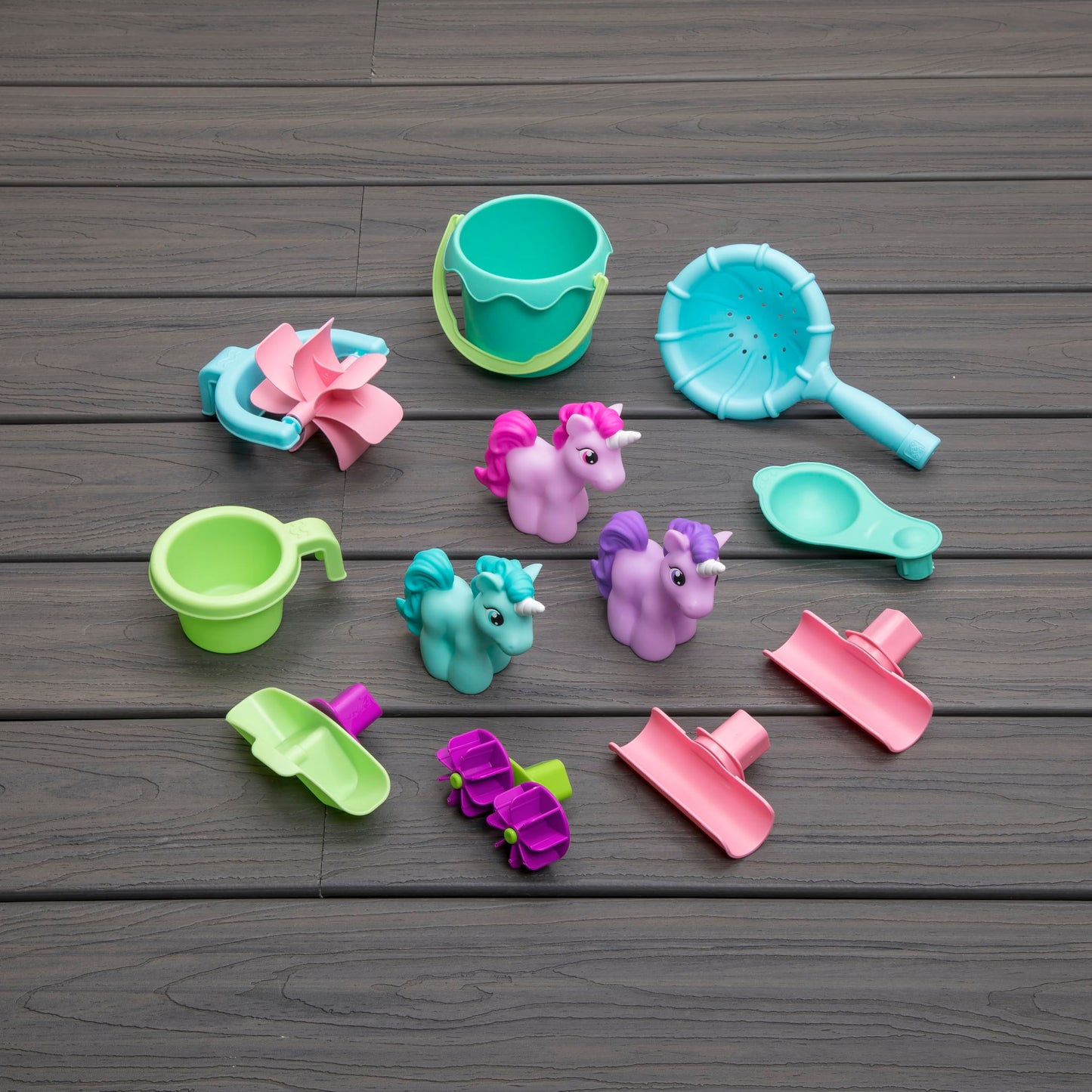 Step2 Rain Showers Splash Pond Toddler Water Table, Kids Water and Sand Activity Sensory Playset, Summer Outdoor Toys, 13 Piece Toy Accessories, For Toddles 1.5+ Years Old