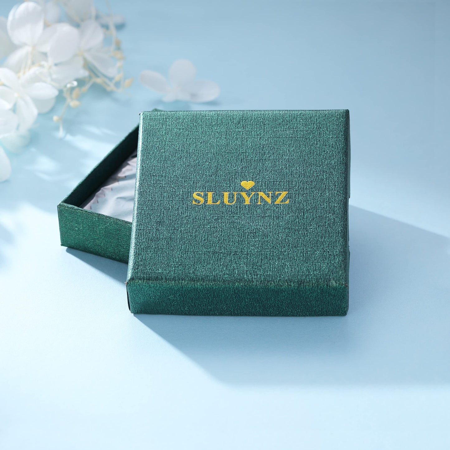 SLUYNZ Solid 925 Sterling Silver Little Daisy Earrings Studs for Women Teens Petite Flowers Studs Earrings