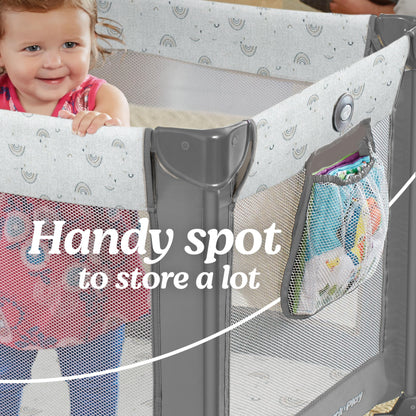 Graco On The Go Zip Pack ‘n Play Playard, Folding Playpen with Bassinet, Portable Crib, Reeves