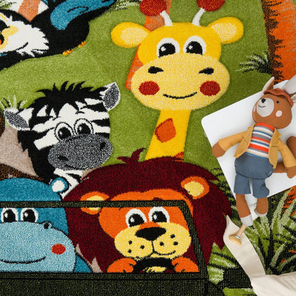Kids Rug with Cute Animals on a Hot Air Balloon Ride in Pastel, Size: 2'8" x 4'11"