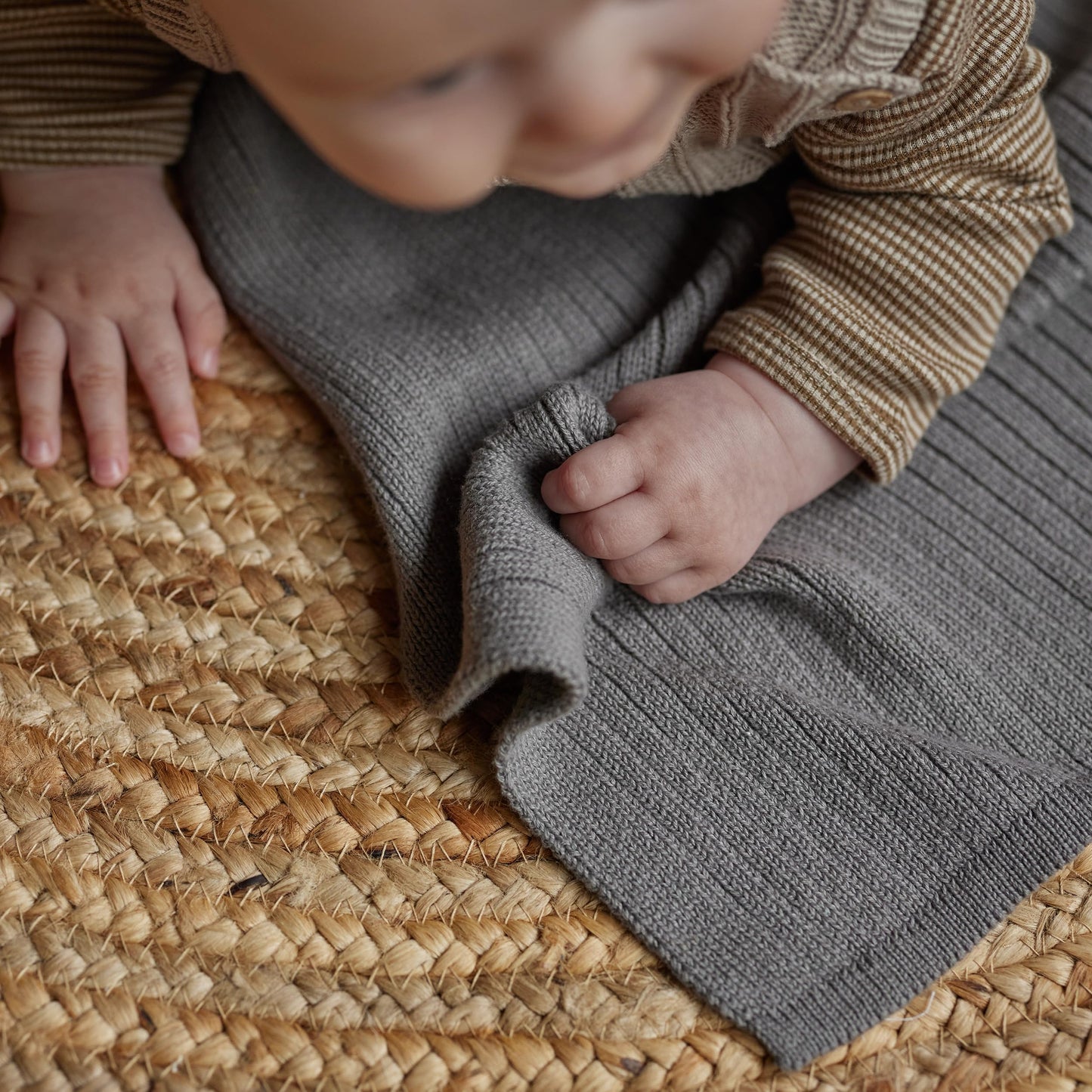 Knitted Organic Cotton Baby Blanket- Swaddle Blanket, 30" x 40" Soft Receiving Blanket for Newborn (Mochachino)